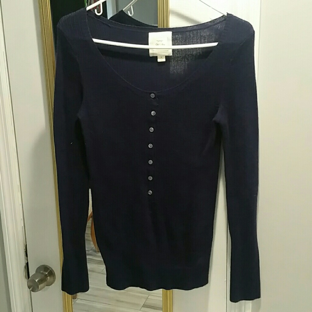 Old navy sweater